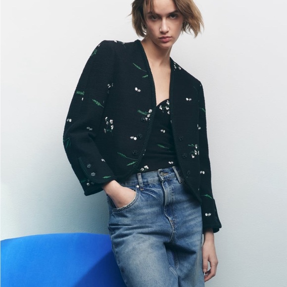 ZARA Structured Embroidered Jacket/Cardigan - Picture 6 of 8